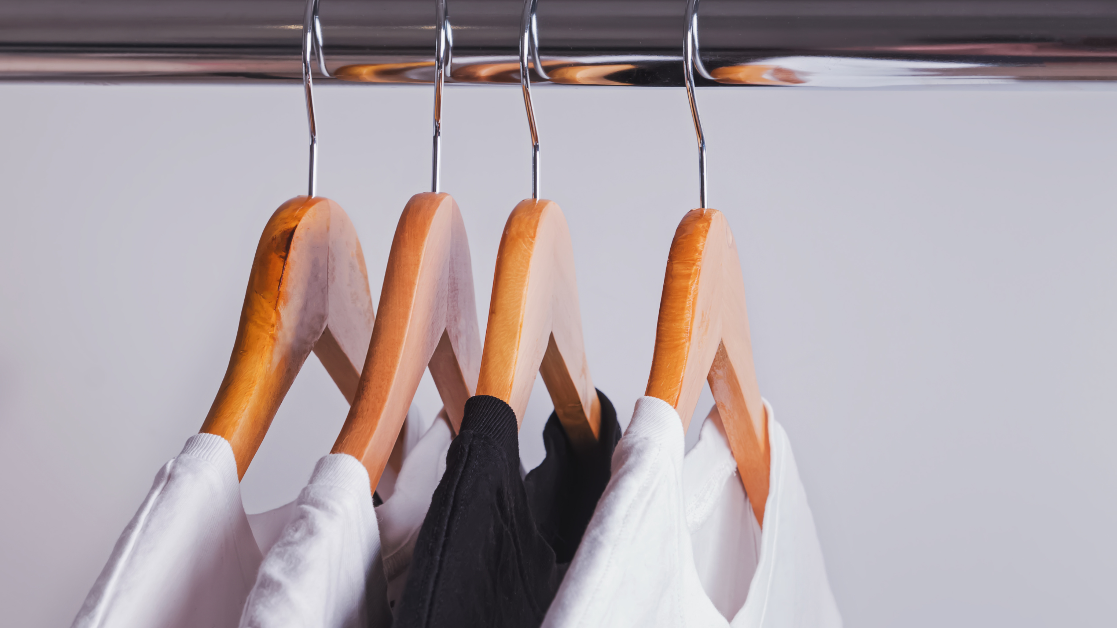 ELEGANT WARDROBE ESSENTIALS