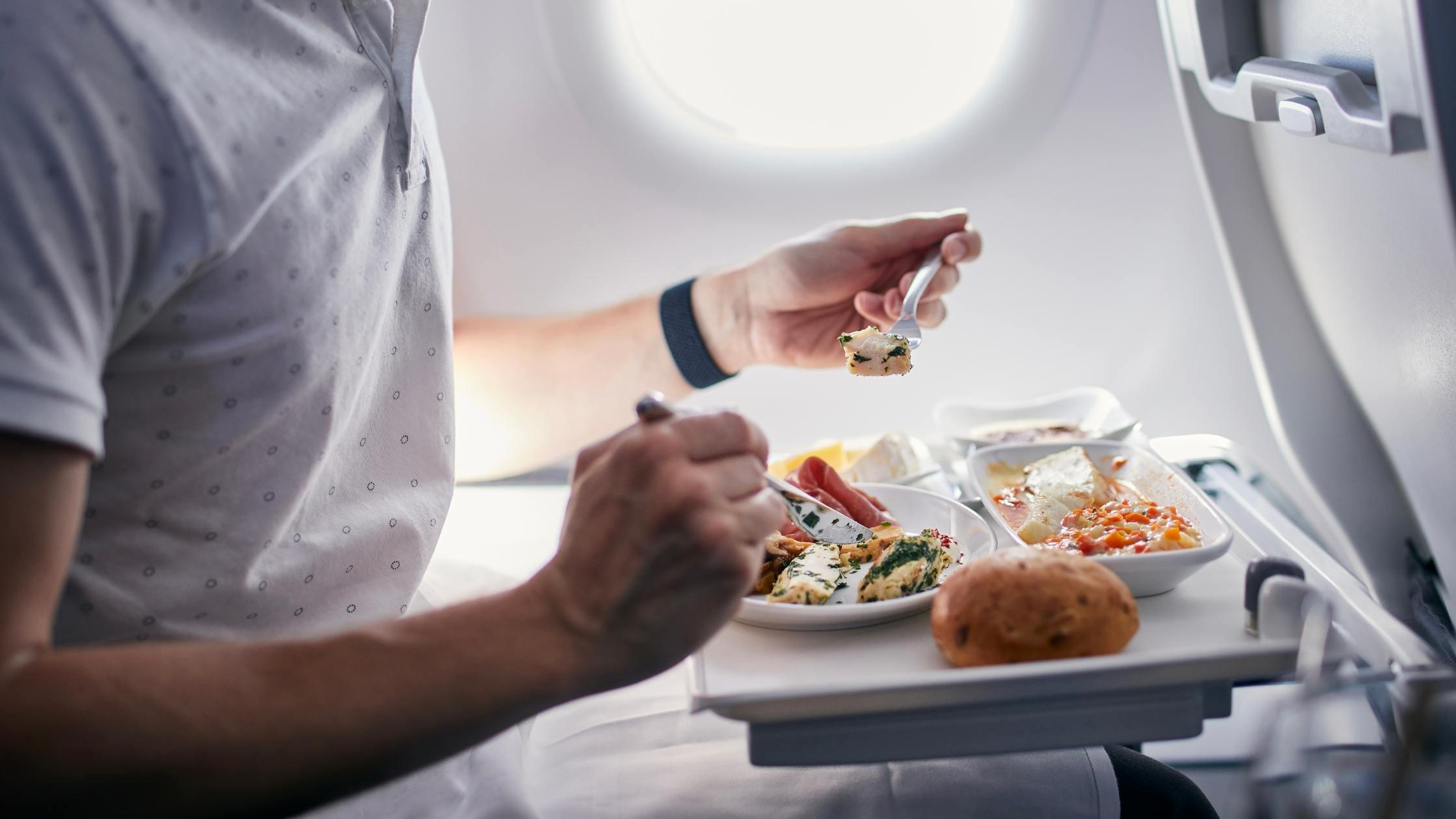 BENEFITS OF FASTING WHILE FLYING