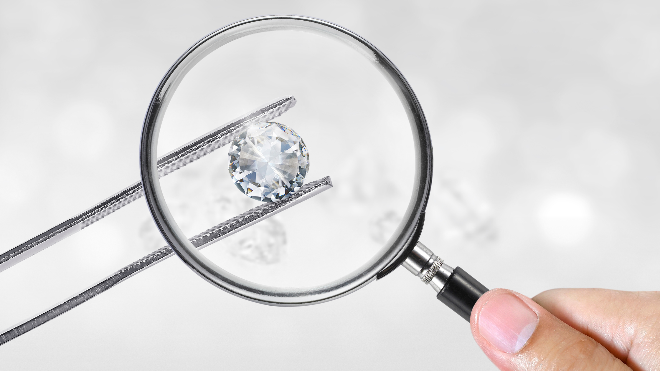 THE SUSTAINABLE SPARKLE OF LAB CREATED DIAMONDS